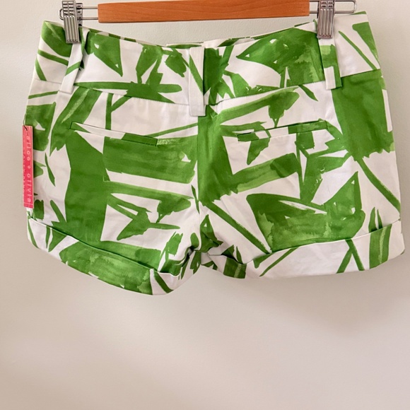 Alice and Olivia Shorts (size 2) - Picture 2 of 5